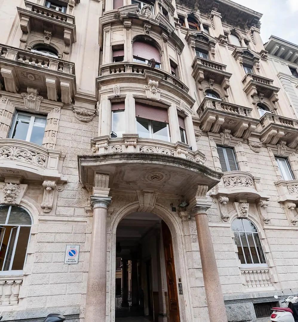 Lovely 2 Room Penthouse At Arco Della Pace Milano 0*,