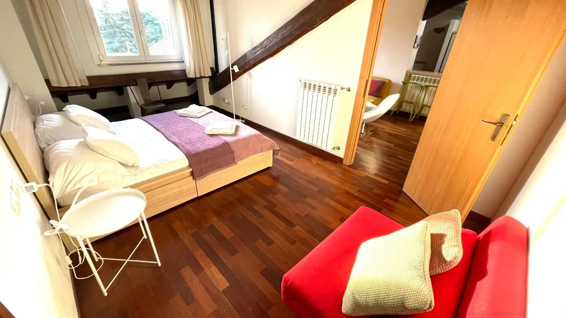 Lovely 2 Room Penthouse At Arco Della Pace Milan
